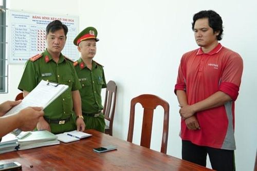 Bắt tạm giam Giám đốc giả chữ ký tham ô gần 1,4 tỷ đồng