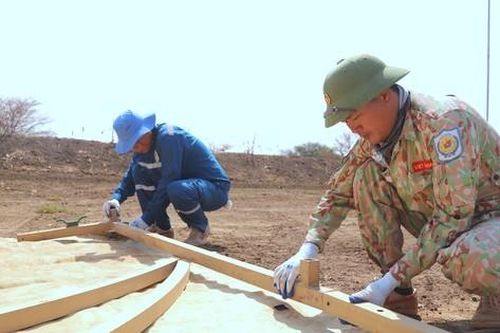 Công binh Việt Nam xây doanh trại cho đơn vị bộ binh Ghana tại điểm nóng an ninh