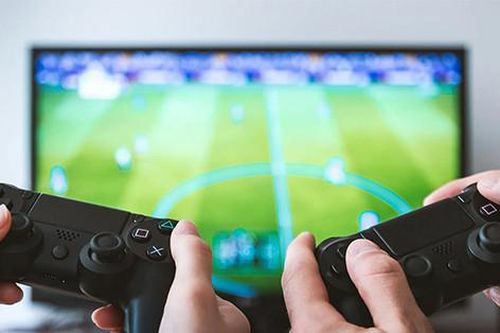 Mẹ nghẹn lời kể hành trình cai nghiện game cho con gái