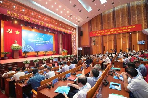 'Nuôi biển, vì nguồn sống xanh cho thế hệ mai sau'