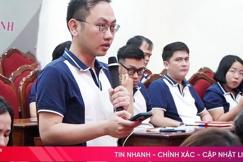 Cán bộ, học viên cao cấp lý luận chính trị tìm hiểu thực tế xây dựng NTM ở Hà Tĩnh