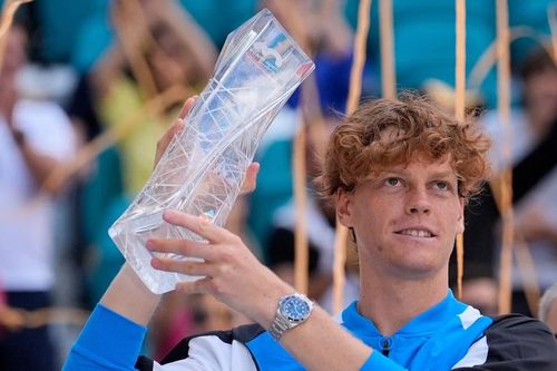 Thắng áp đảo Dimitrov, Jannik Sinner lần đầu vô địch Miami Open