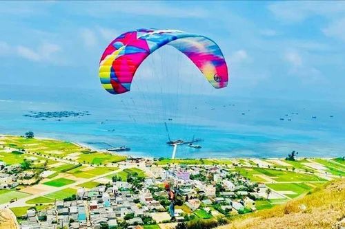Nhiều sự kiện thể thao, du lịch hấp dẫn thu hút du khách đến đảo Lý Sơn