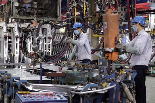 PMI giảm điểm trong tháng 3, các nhà sản xuất vẫn lạc quan về sản lượng