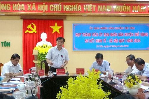Kinh tế - xã hội huyện Tri Tôn tiếp tục tăng trưởng khá
