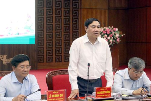 UBND tỉnh họp phiên tháng 3