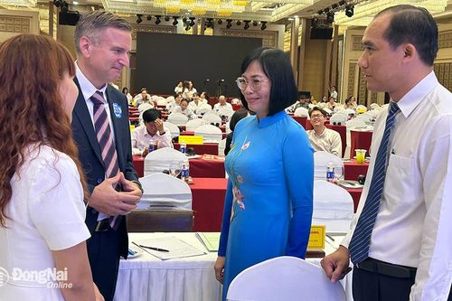 Đồng Nai chấn chỉnh việc 'đủng đỉnh' trong xử lý hồ sơ của doanh nghiệp