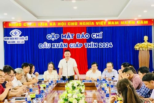 Lãnh đạo Bệnh viện Mắt Quốc Tế Sài Gòn-Gia Lai gặp mặt các cơ quan báo chí