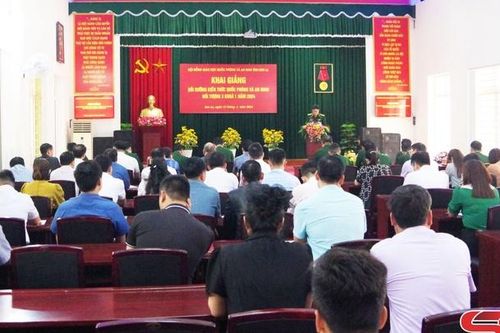 Bồi dưỡng kiến thức quốc phòng - an ninh cho đối tượng 3