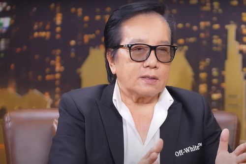 Danh ca Elvis Phương: Ba không thích việc tôi trở thành ca sỹ