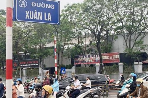 Cố tình đi ngược chiều tại một số tuyến đường trên địa bàn Hà Nội: Cần xử lý quyết liệt