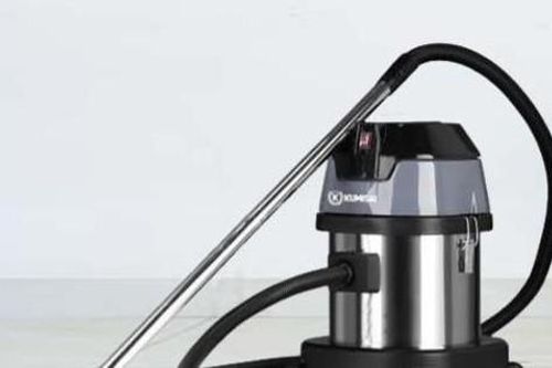 Giới thiệu 5 máy hút bụi 1.800W Kumisai
