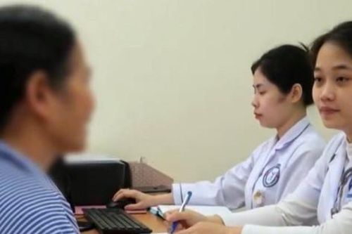 Rối loạn giọng nói, khó phát âm do stress
