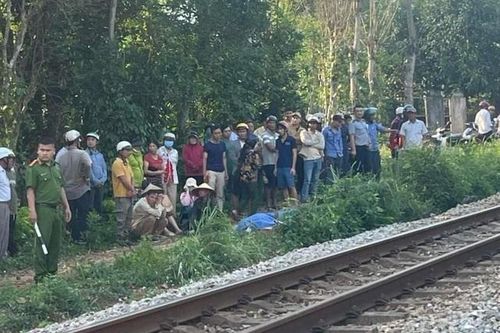 Người đàn ông tử vong thương tâm sau va chạm với tàu hỏa