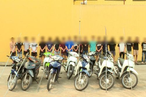 20 thanh niên chuẩn bị đao, kiếm đi hỗn chiến trong đêm
