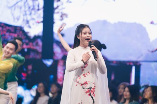 Cô gái 23 tuổi đến từ Việt Nam giành giải xuất sắc tại cuộc thi âm nhạc quốc tế Kyushu Music