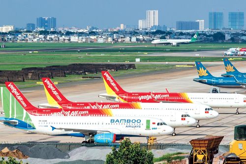 Hàng không thiếu tàu bay, giá vé cao điểm hè sẽ ra sao?