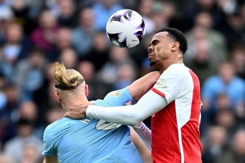 Hòa Man City, Arsenal nên vui hay tiếc?