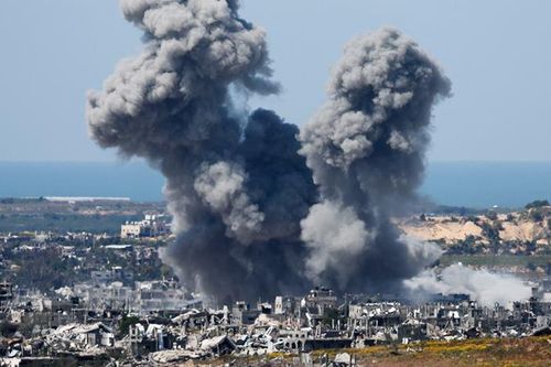 Ít nhất 5 nhân viên cứu trợ nước ngoài thiệt mạng trong cuộc không kích vào dải Gaza