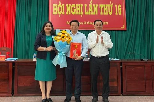 Bến Tre đồng bộ các giải pháp phòng chống hạn mặn, tập trung phát triển kinh tế