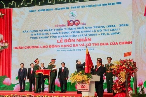 Kỷ niệm 100 năm xây dựng và phát triển thành phố Nha Trang