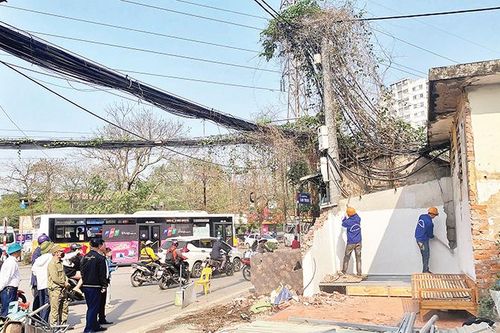 Quyết liệt giải phóng mặt bằng phục vụ dự án mở rộng đường Tam Trinh