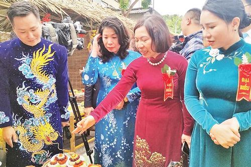 Dẻo thơm xôi Phú Thượng