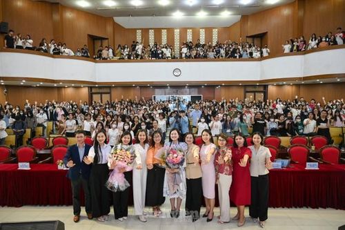 3 bí quyết giúp sinh viên Kinh tế chinh phục mức lương nghìn đô