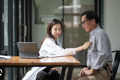 Hàn Quốc siết điều kiện hưởng bảo hiểm y tế của người nước ngoài