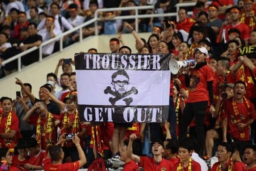 Bóng đá Việt Nam 'khủng hoảng': Philippe Troussier phải ra đi