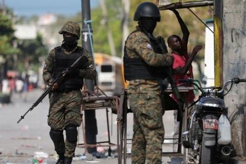Bạo lực nổ ra gần Cung điện quốc gia Haiti