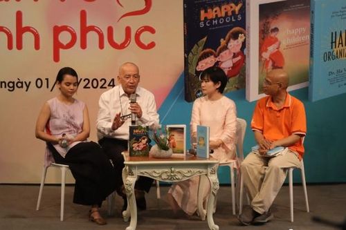 Ra mắt 3 cuốn sách nói về quan niệm của hạnh phúc