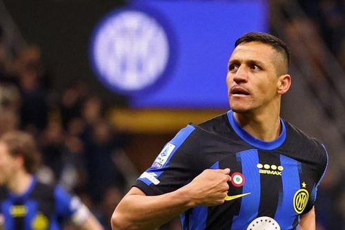 Cựu sao MU lập công, Inter Milan tiến sát ngôi vô địch