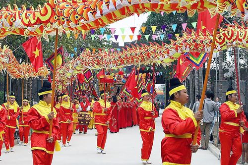 Màn rước kiệu độc đáo tưởng nhớ vị tướng đẩy lùi giặc Phẻ