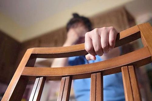 Tụt huyết áp nên làm gì?