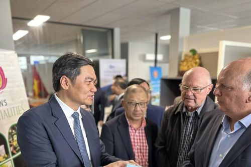 Đoàn công tác tỉnh Nghệ An thăm, làm việc tại Australia