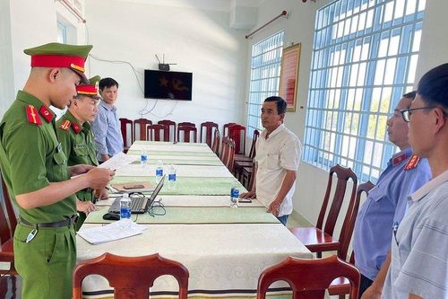 Đồng Nai: Khởi tố nguyên chủ tịch và phó chủ tịch xã