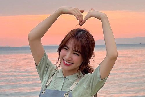 Hòa Minzy được một người đòi 'bật tình yêu lên', danh tính khiến dân tình xôn xao