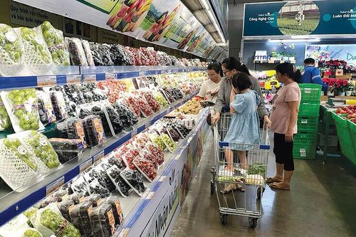 Sôi động thị tường mùa nắng nóng