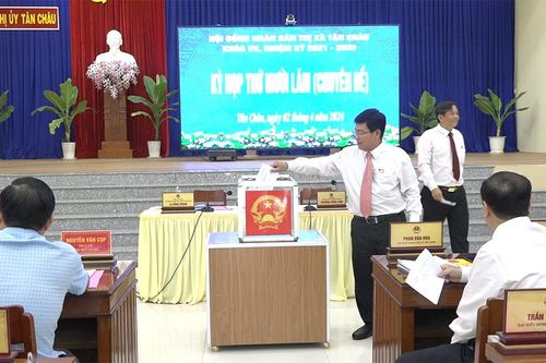 Thường trực HĐND TX. Tân Châu tổ chức kỳ họp lần thứ 15 (chuyên đề)
