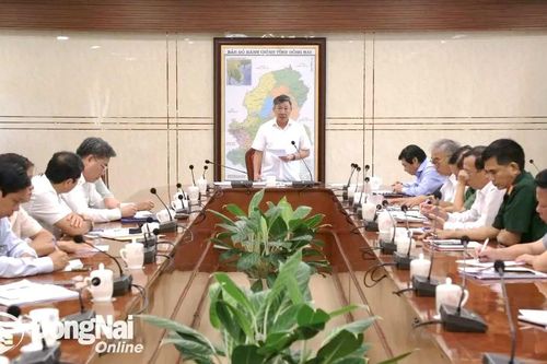 Rà soát và chuẩn bị chu đáo nhân sự cho Đại hội Đảng bộ các cấp nhiệm kỳ mới