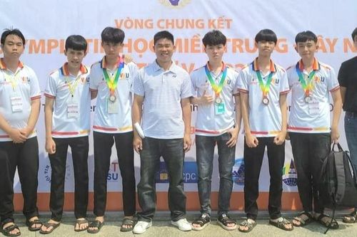 Học sinh Gia Lai đạt 12 huy chương Olympic Tin học miền Trung-Tây Nguyên lần thứ V năm 2024