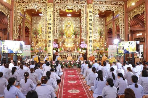 Phân ban Ni giới T.Ư tổ chức tọa đàm về 'Văn hóa đi chùa'