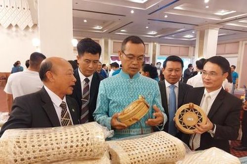Công nghệ nâng tầm mây tre đan Vân Sơn