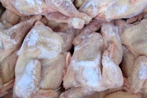 Con số báo động về nhập lậu gà thải loại, mỗi tuần tới 60.000 con