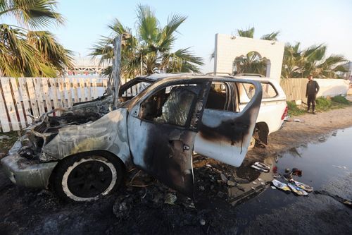 Israel tấn công Gaza, nhiều nhân viên cứu trợ thiệt mạng