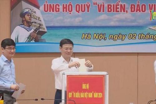 Đoàn ĐBQH và HĐND ủng hộ Quỹ 'Vì biển, đảo Việt Nam'