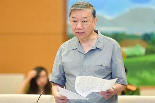 Quyết liệt với vi phạm về vũ khí vật liệu nổ