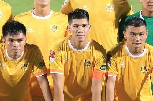 VPF đề nghị VFF phạt nguội 3 cầu thủ phạm lỗi thô bạo