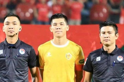 Giẫm chân tuyển thủ Việt Nam, Văn Đại không nhận thêm án phạt